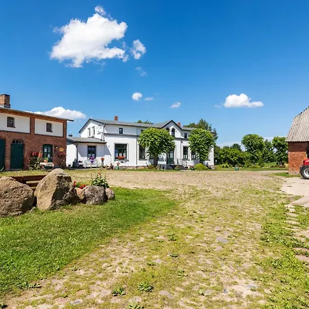 Ostsee Bauernhof Schwalbennest Ofc 15 팜스테이 *